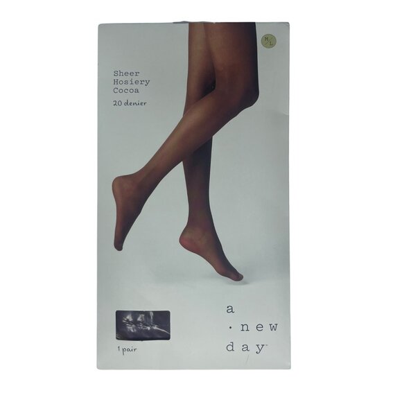 A New Day Sheer Hosiery Pantyhose Medium/Large Cocoa New 20 Denier - Picture 1 of 6